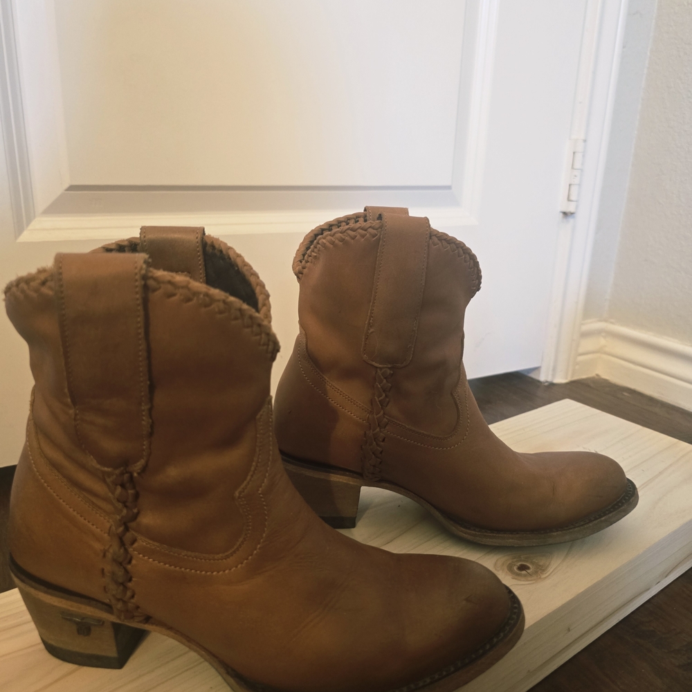 Women’s Tan Leather Ankle Booties - Classic Western Style